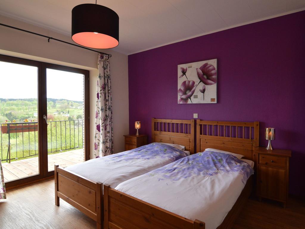 Modish Holiday Home In Waimes With Sauna ภายนอก รูปภาพ