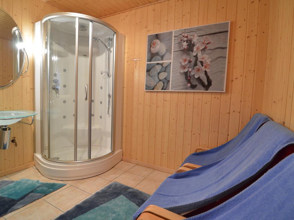 Modish Holiday Home In Waimes With Sauna ภายนอก รูปภาพ